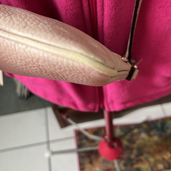 Kate Spade   Crossbody bag  beige  GUC  genuine leather pebbled    Every day bag - Picture 12 of 17